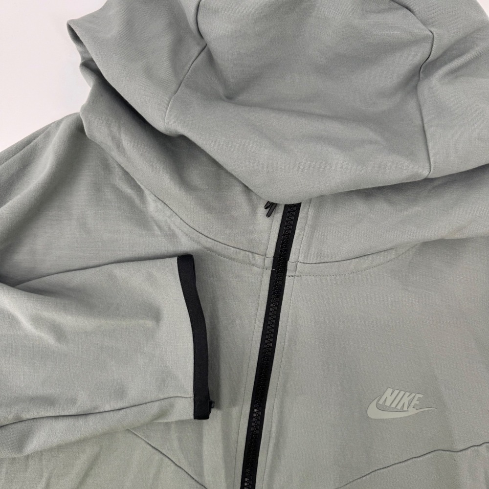Nike Tech Pack Hoodie Mens XXL Gray Full Zip Lightweight Stretch Sportswear